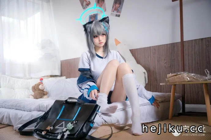 九柒喵为什么能火遍二次元？当她穿上体操服白子那一刻，我终于懂了！