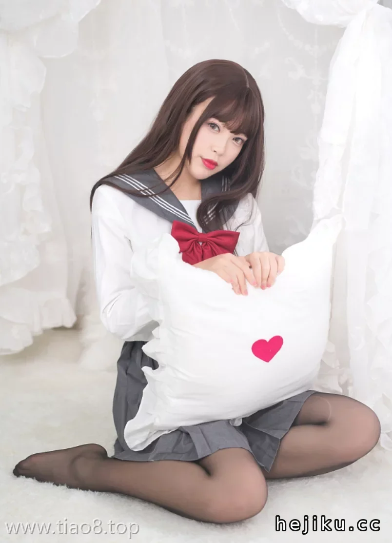 美图欣赏丨Coser白烨烨:NO.010-绝对足域[77P9V-1.48GB]