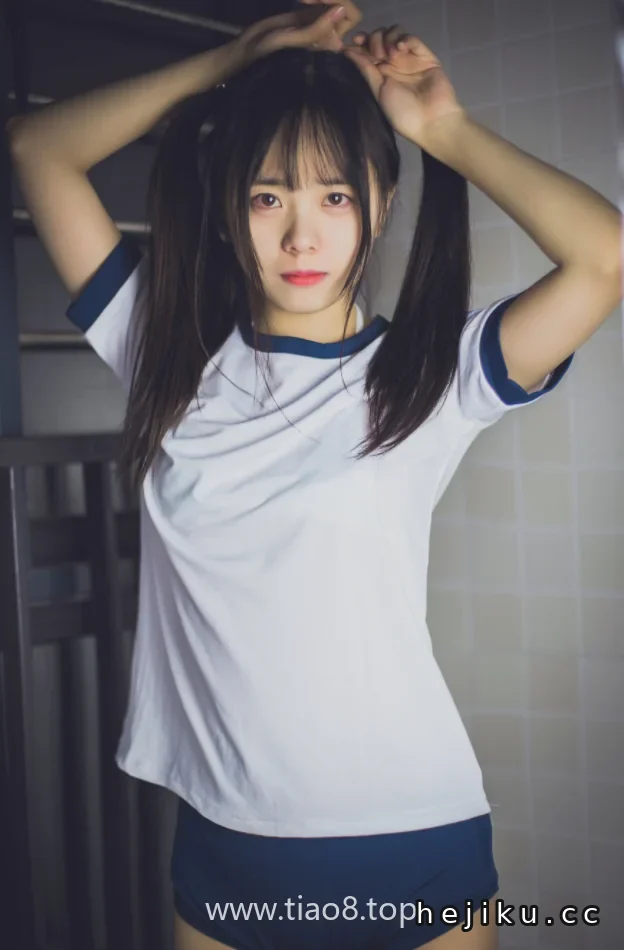 小野妹子wNO.047运动服·悲cosplay美图,这份"丧"太真实了