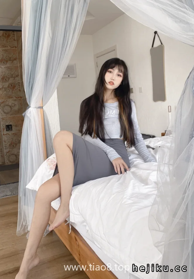 美图欣赏丨Coser不呆猫:NO.033-吉他妹妹[39P3V-1.12G]