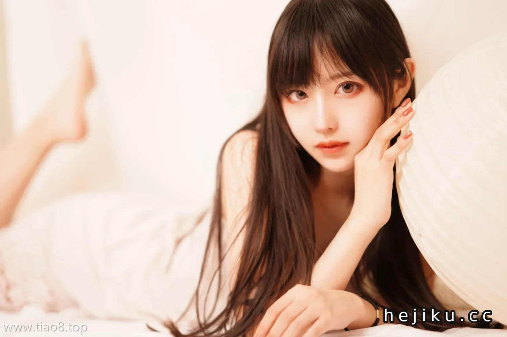 美图欣赏丨Coser_Shika小鹿鹿:NO.088-长发姑娘[21P-54MB]