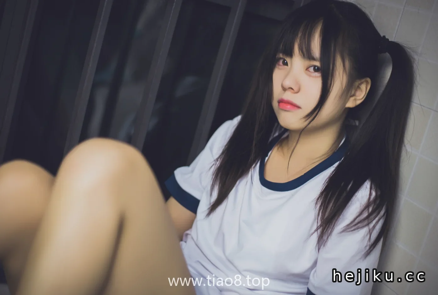 小野妹子wNO.047运动服·悲cosplay美图,这份"丧"太真实了