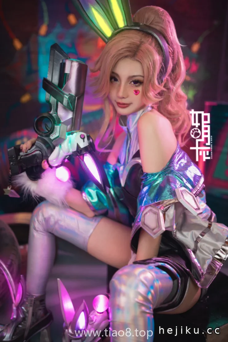 小元:如月灰030Battle Bunny,冷和热拉扯出的汗最磨人