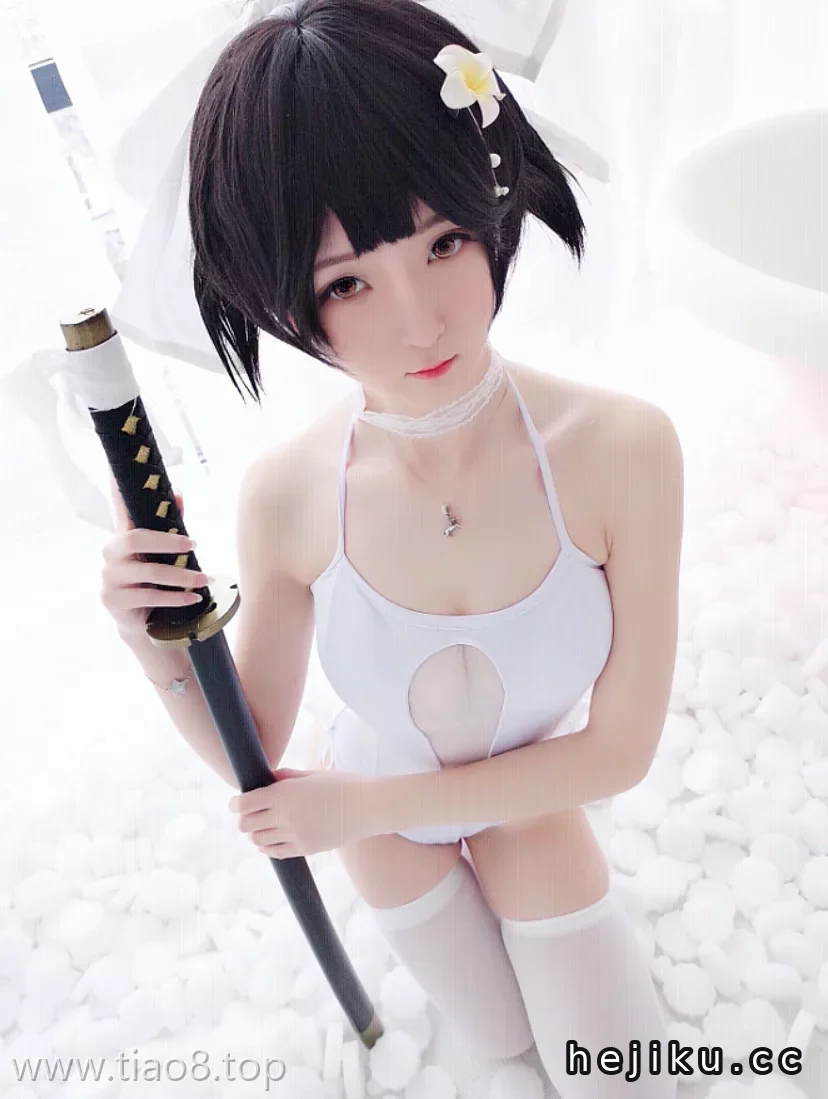 美图欣赏丨Coser一小央泽:NO.020-高雄·泳装[19P-181MB]