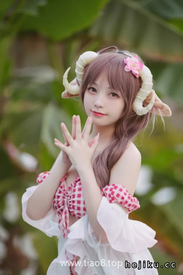 花铃Hana044期小羊夏卉,这谁顶得住？眼神让人一秒沦陷