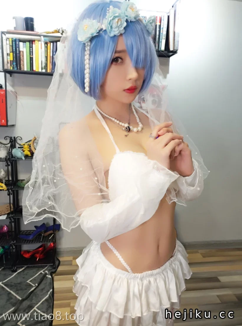 美图欣赏丨Coser小巫女露娜:NO.006-雷姆婚纱[29P-155MB]