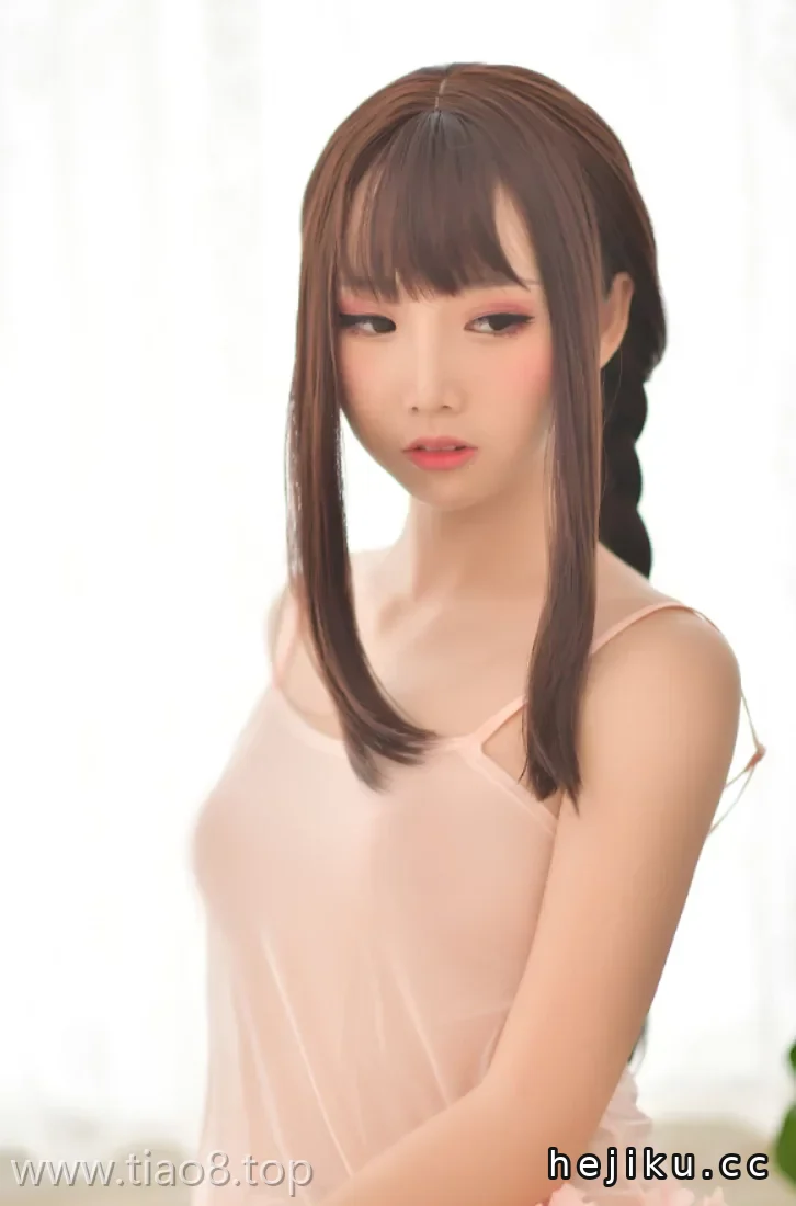 美图欣赏丨Coser面饼仙儿:NO.008-小女友[22P-377MB]