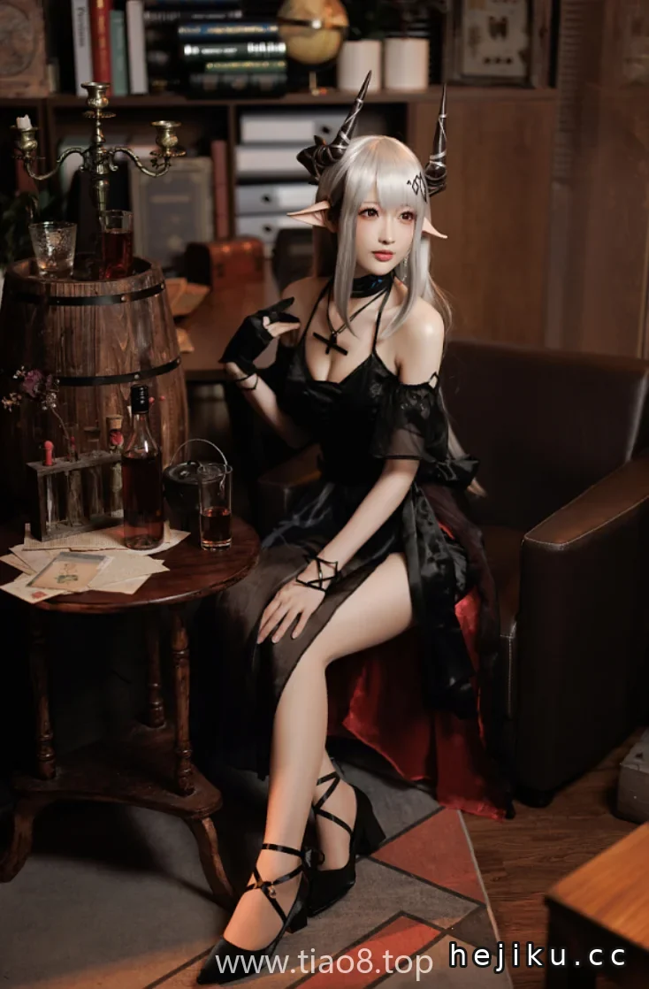 小南宫zzZ094泥岩礼服,第15张图她的眼神变了