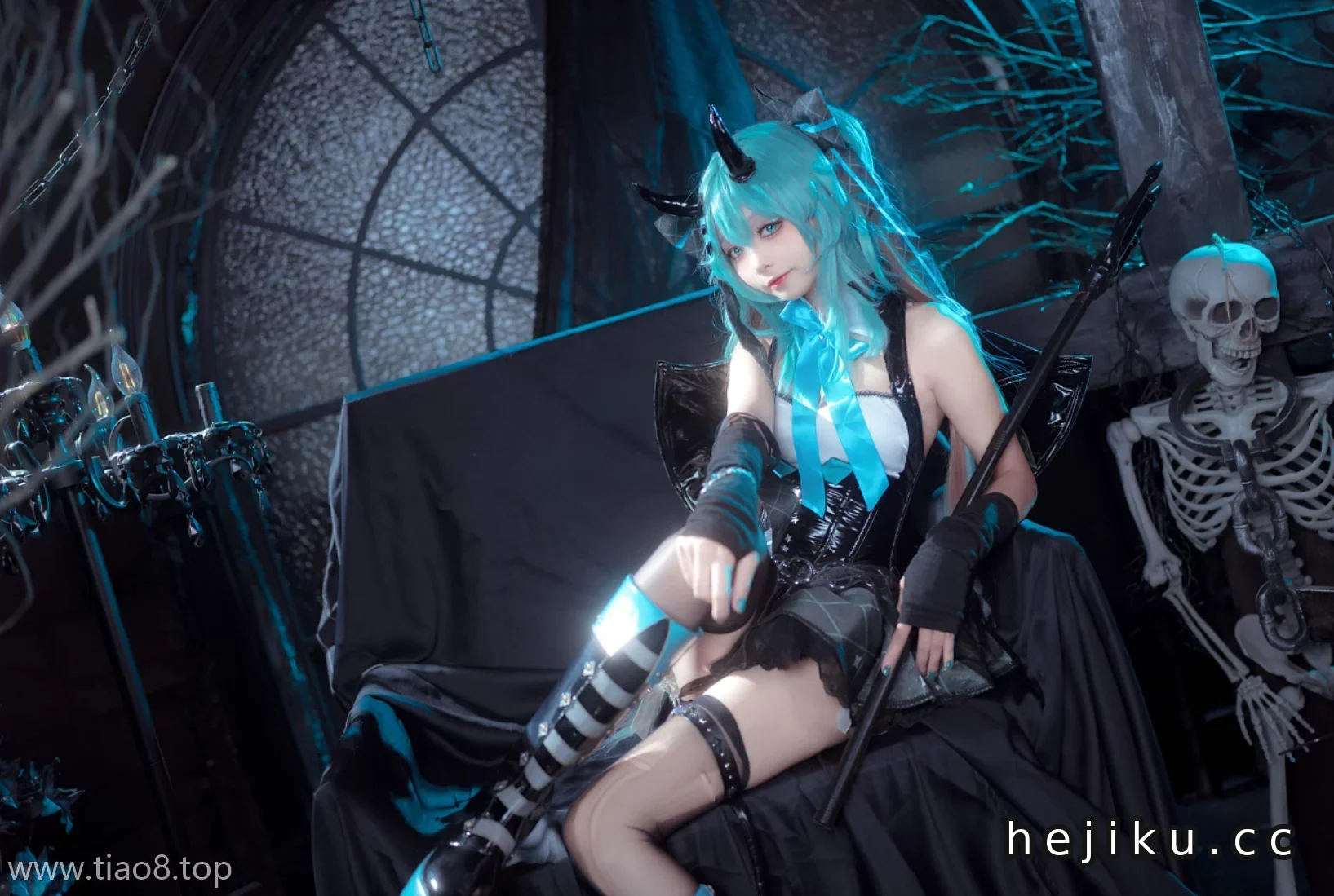 美图欣赏丨Coser艾西Aiwest:NO.019-初音小恶魔[26P-157.7M]