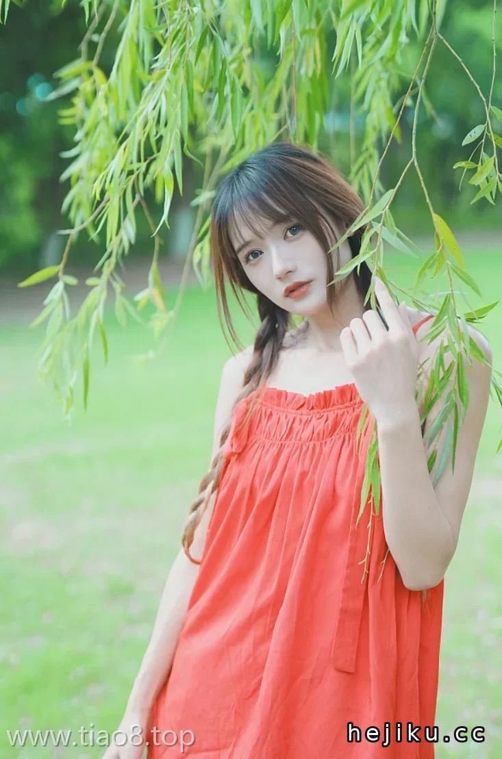 美图欣赏丨Coser兔子Zzz不吃胡萝卜:NO.0158-夏日香气[30P-202.5M]