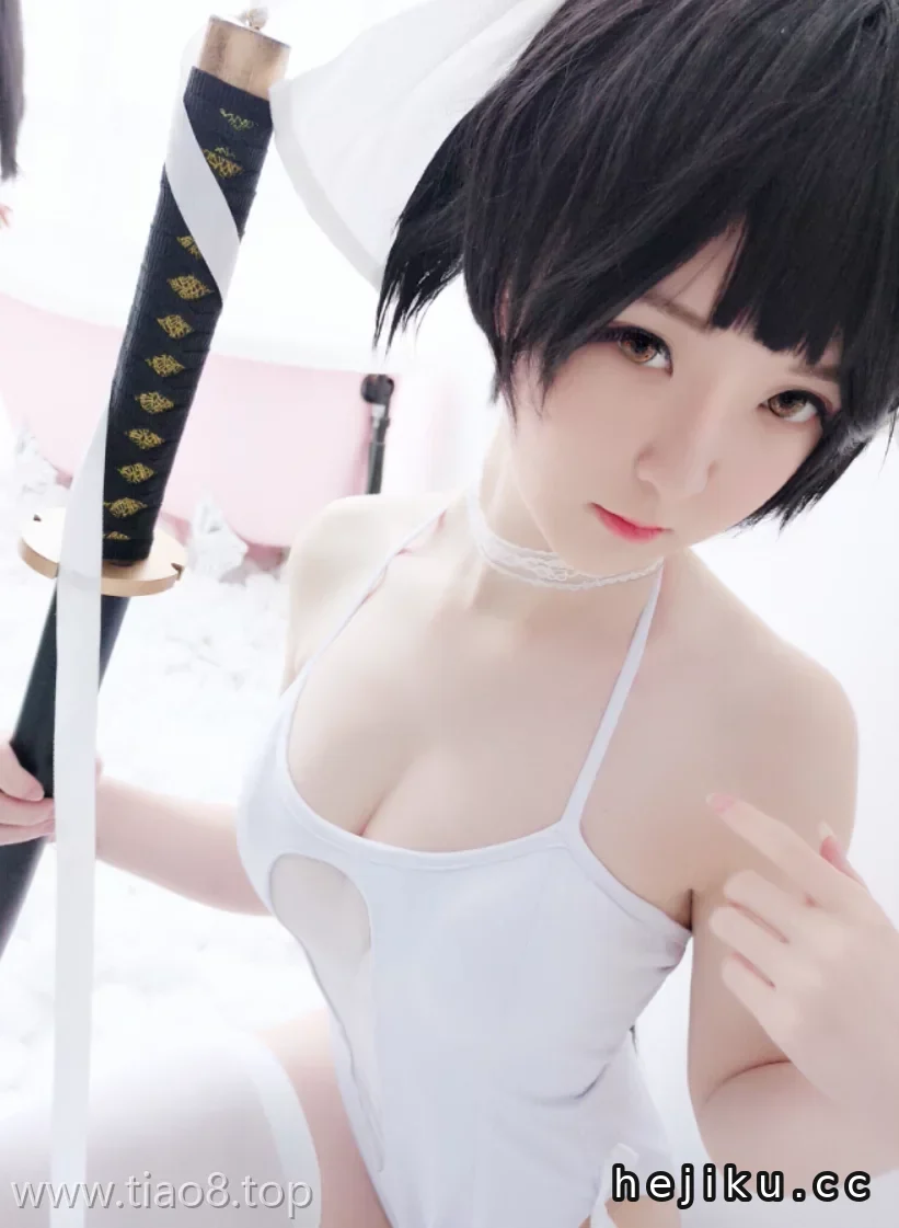 美图欣赏丨Coser一小央泽:NO.020-高雄·泳装[19P-181MB]