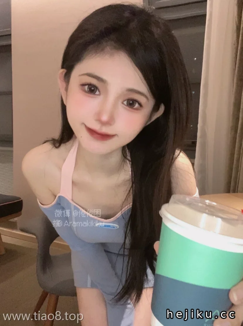 美图欣赏丨Coser倦倦喵:NO.013-露背裙[32P-2V-237.4M]