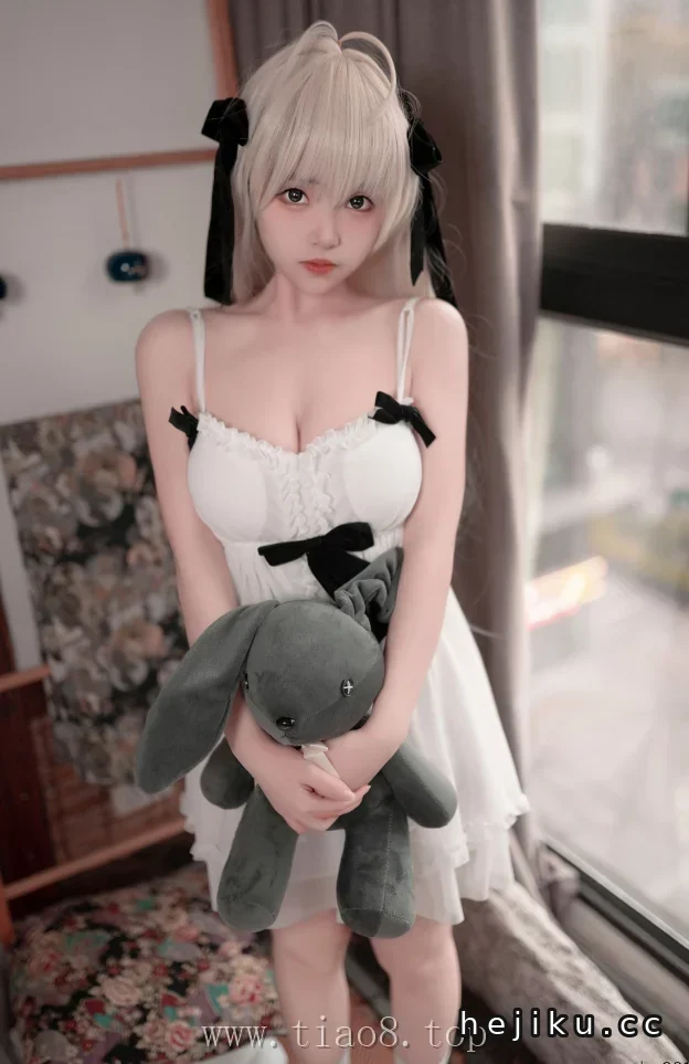 美图欣赏丨Coser_Bangni邦尼:NO.004-穹妹[77P-6V-918.8M]