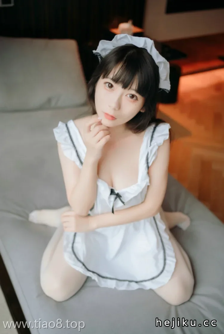 美图欣赏丨Coser_usejan蓝蓝:NO.010-小厨娘[46P-134.5M]
